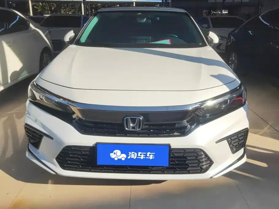 Honda Civic 2023 из CN, фото 2