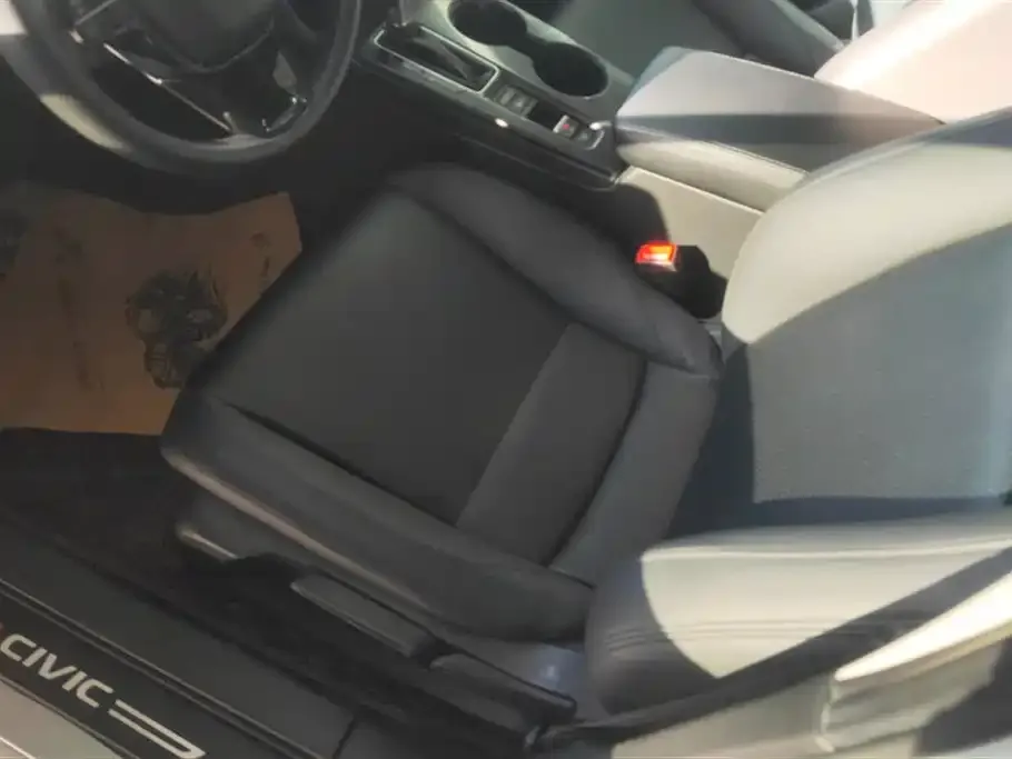 Honda Civic 2023 из CN, фото 9