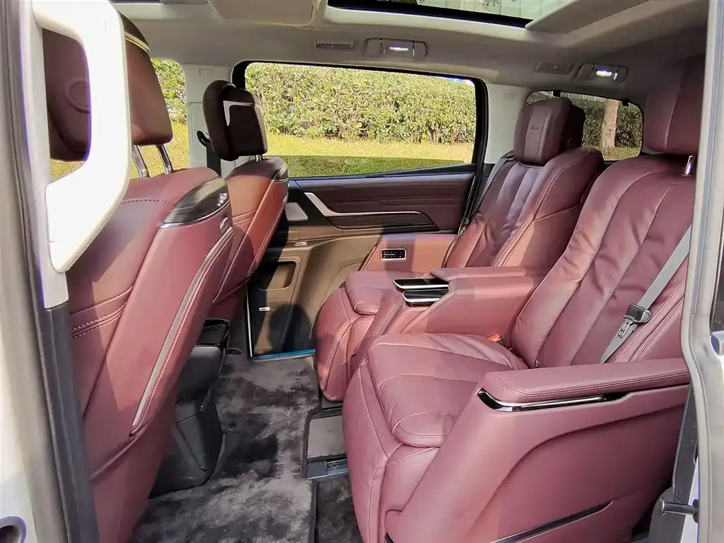 Buick Century 2024 из CN, фото 6