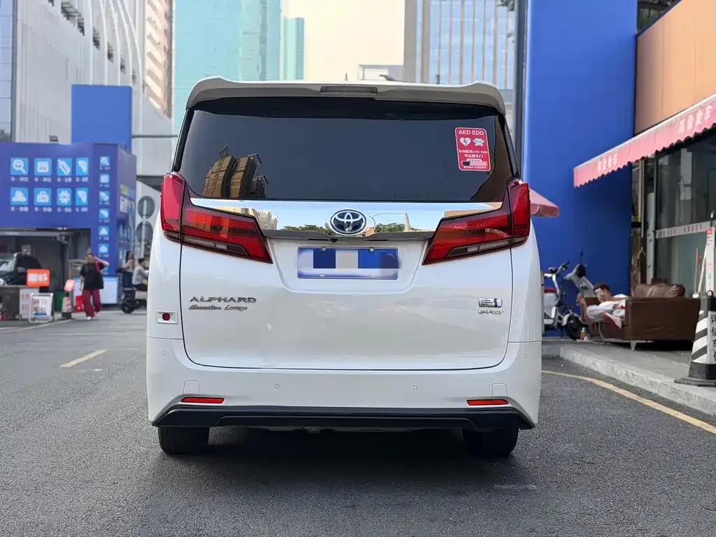 Toyota Alphard 2022 из CN, фото 3