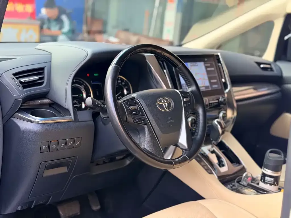 Toyota Alphard 2022 из CN, фото 8