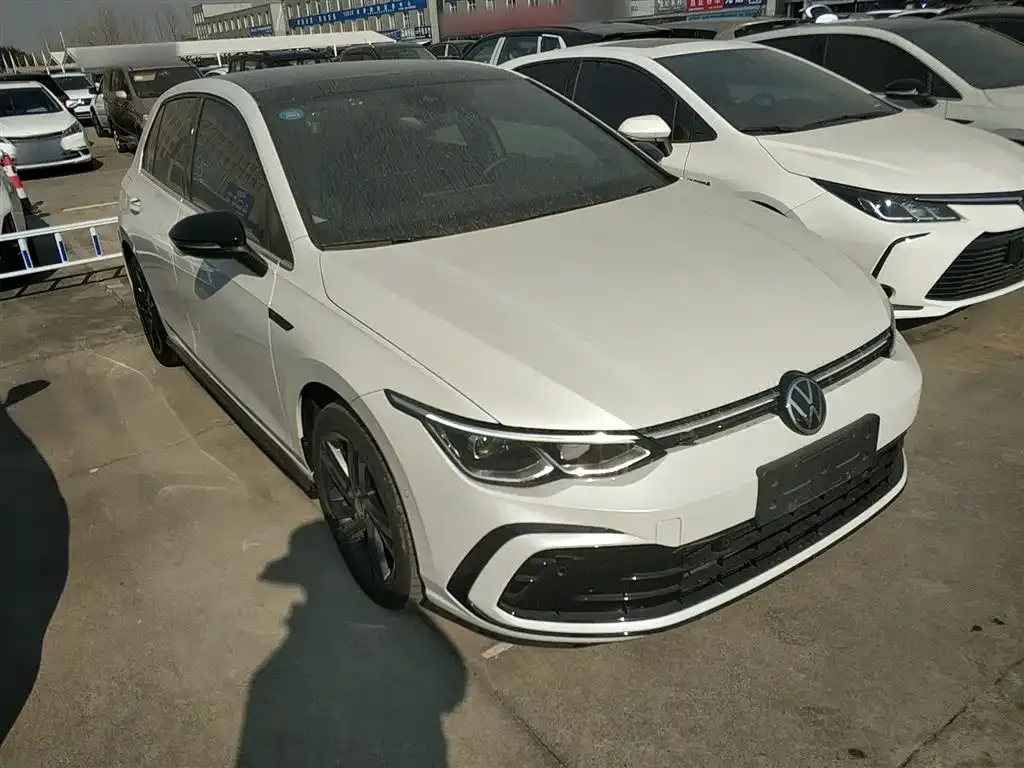 Volkswagen Golf 2022 из CN, фото 4