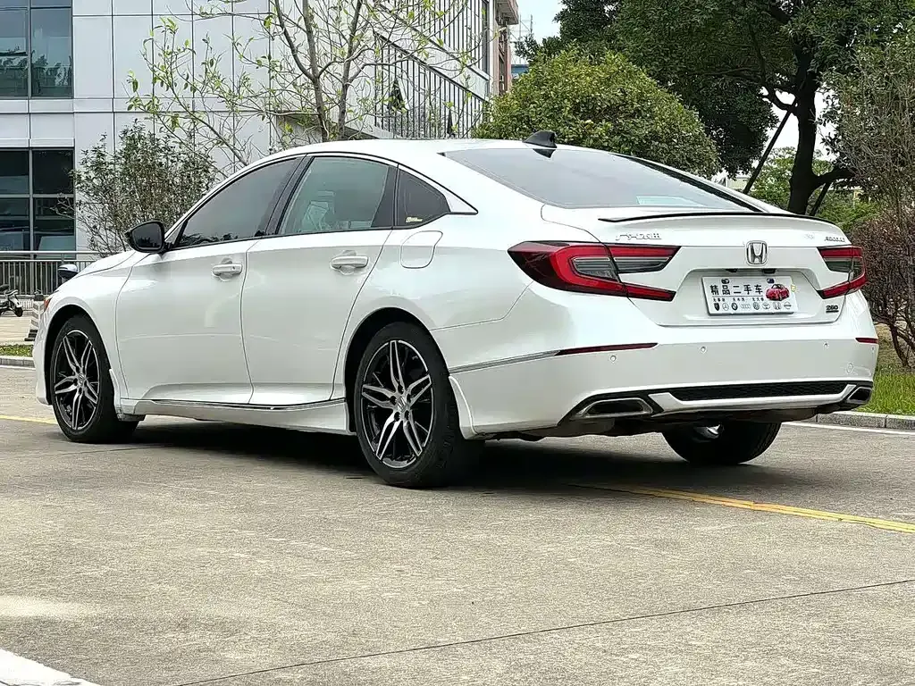 Honda Accord 2022 из CN, фото 10