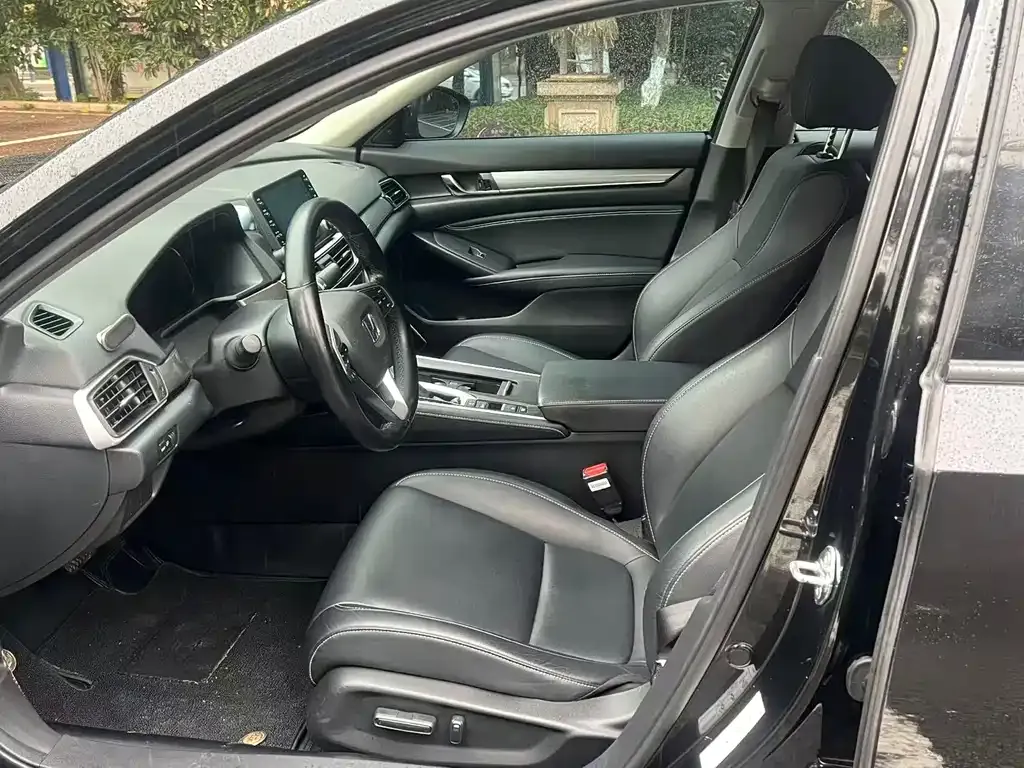 Honda Inspire 2021 из CN, фото 4