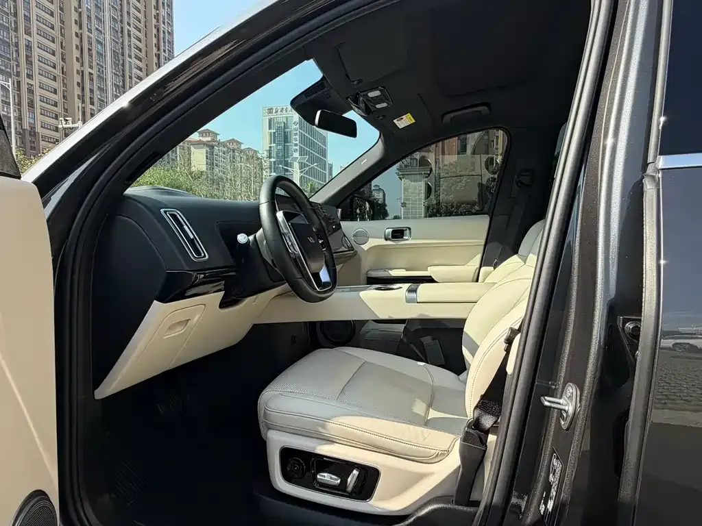 Li Auto L9 2022 из CN, фото 2