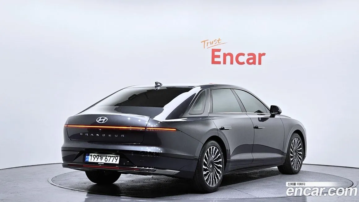 Hyundai Grandeur 2023 из KR, фото 4