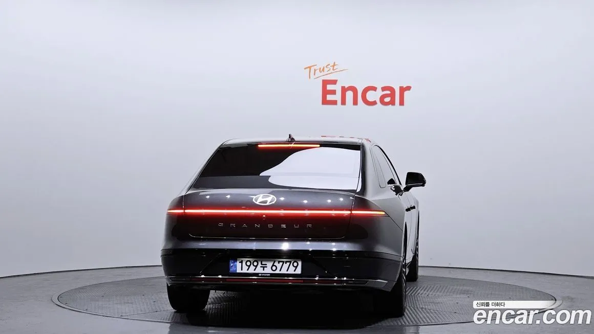 Hyundai Grandeur 2023 из KR, фото 2