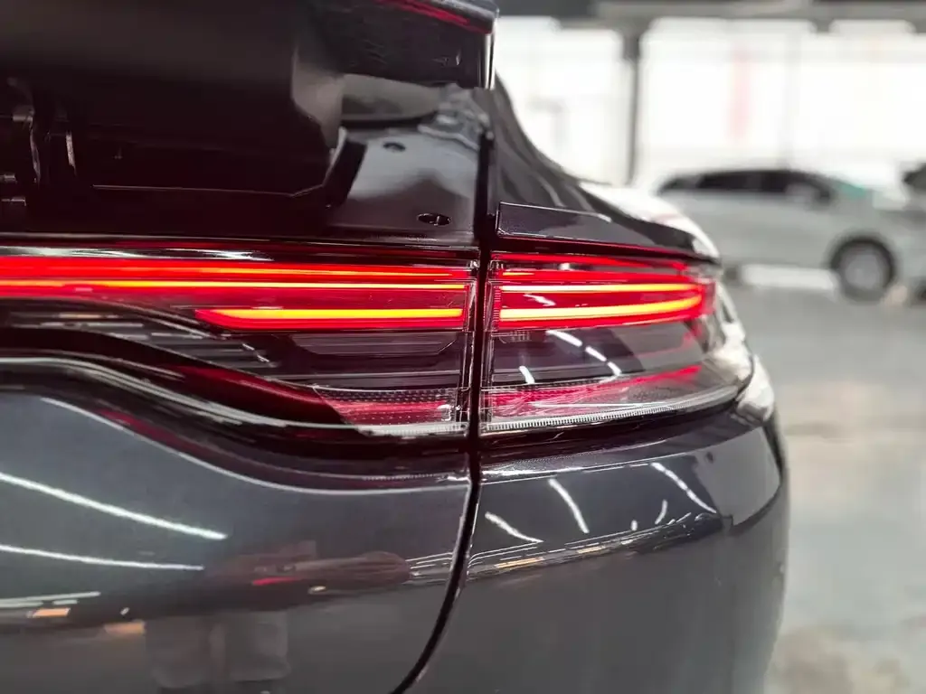 Porsche Panamera 2024 из CN, фото 8