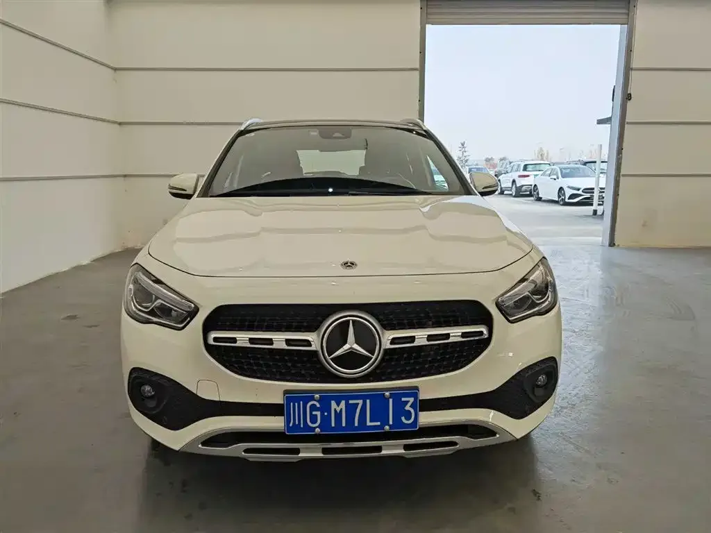 Mercedes-Benz GLA — фото 10