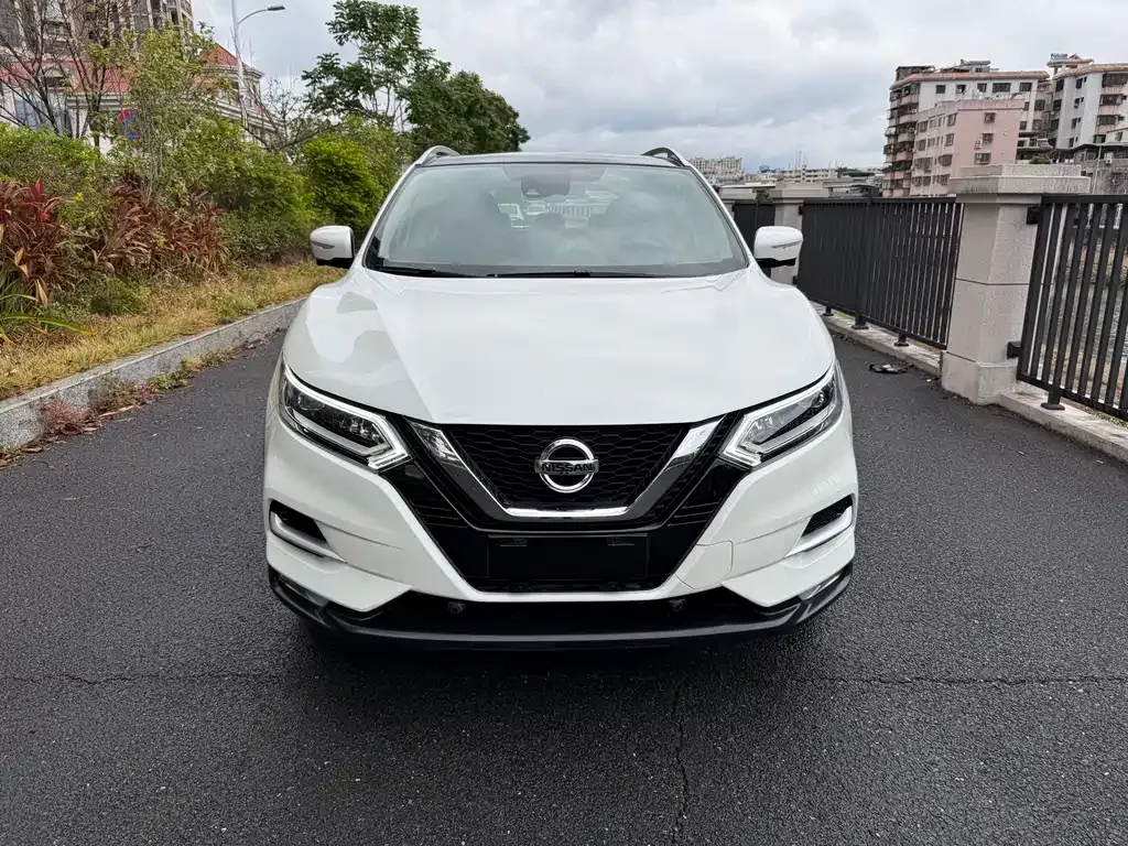 Nissan Qashqai 2022 из CN, фото 2