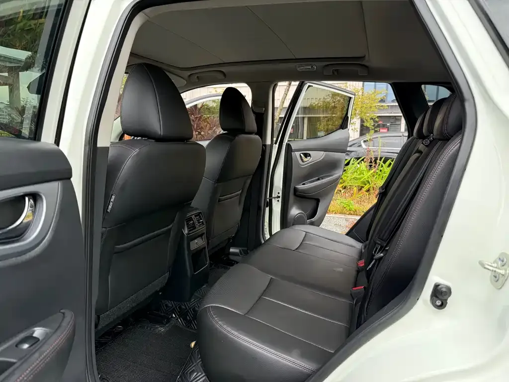 Nissan Qashqai 2022 из CN, фото 6