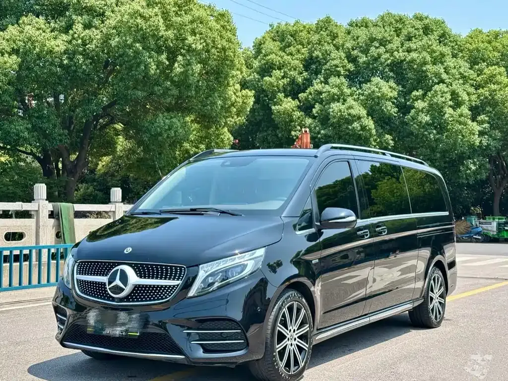 Mercedes-Benz V-Class 2022 из CN, фото 1