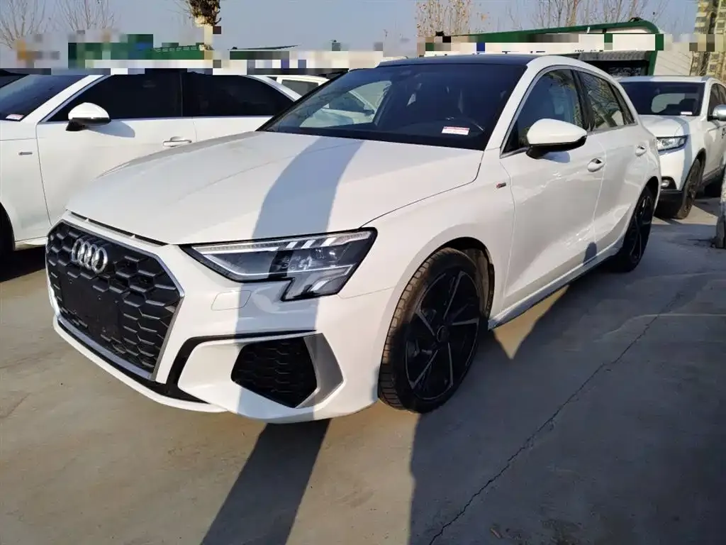 Audi A3 2024 из CN, фото 4