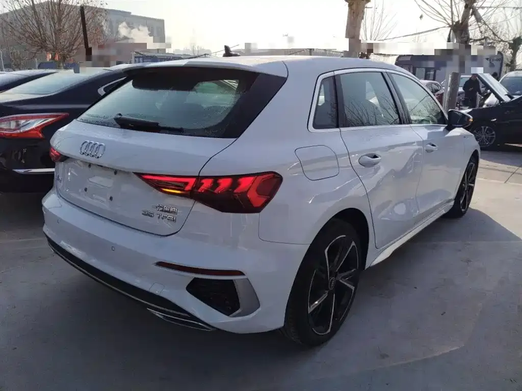 Audi A3 2024 из CN, фото 7