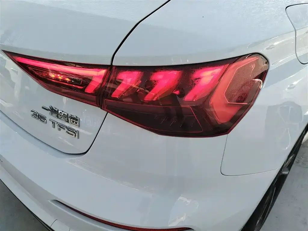 Audi A3 2024 из CN, фото 3