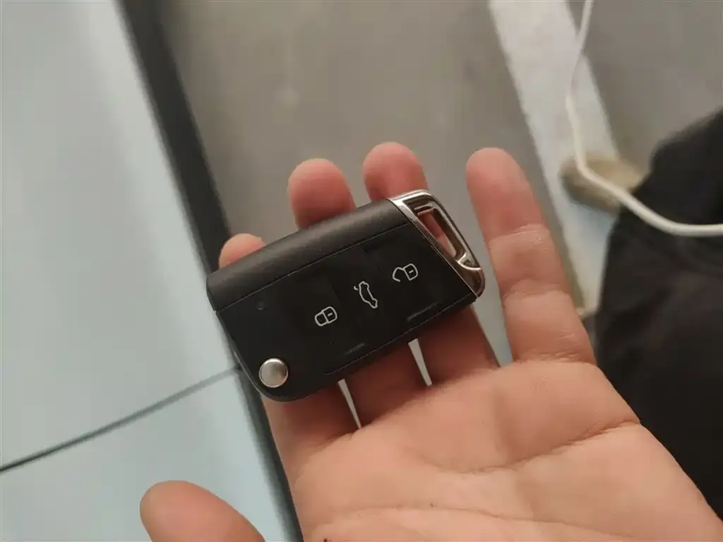 Volkswagen Tiguan L 2023 из CN, фото 4