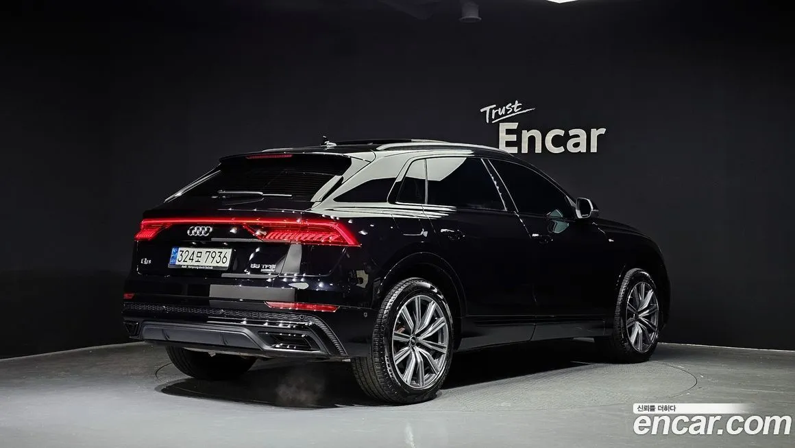 Audi Q8 2021 из KR, фото 3