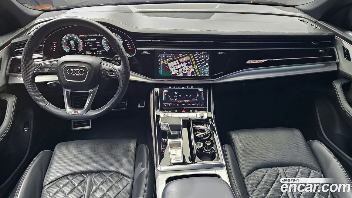Audi Q8 2021 из KR, фото 8