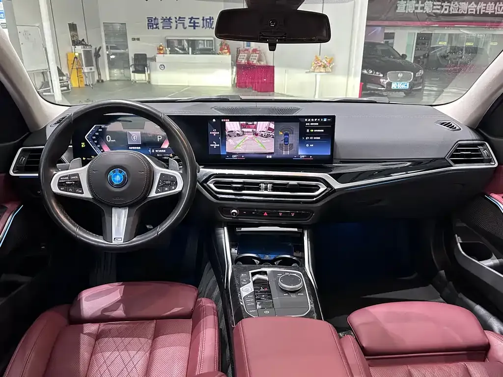 BMW 3 Series 2023 из CN, фото 6