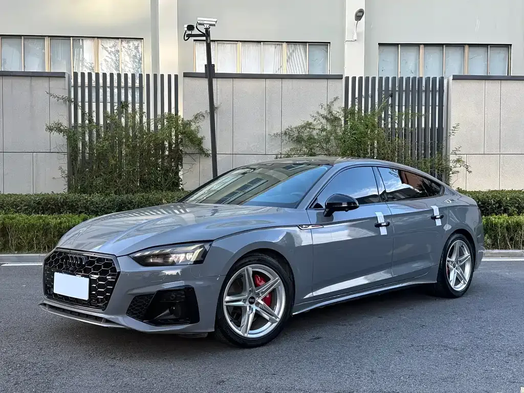 Audi A5 (Import) 2023 из CN, фото 1