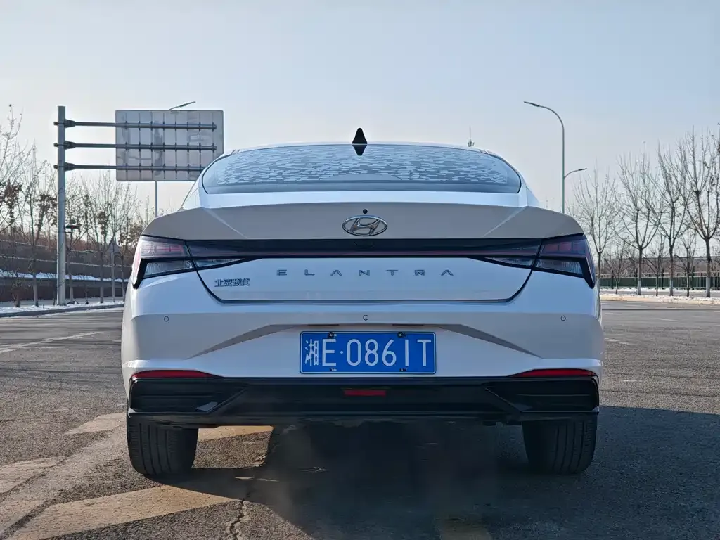 Hyundai Elantra 2022 из CN, фото 8