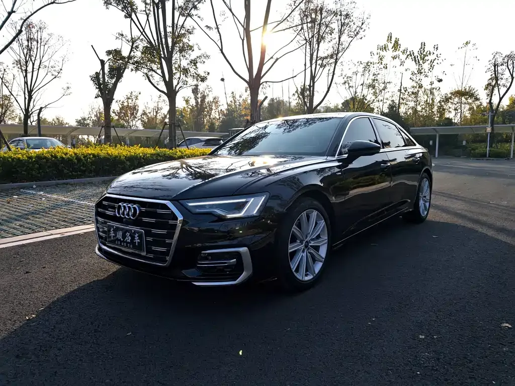 Audi A6L 2023 из CN, фото 1