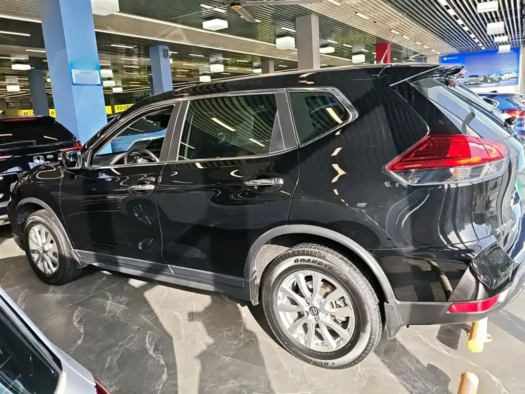 Nissan X-Trail 2021 из CN, фото 5