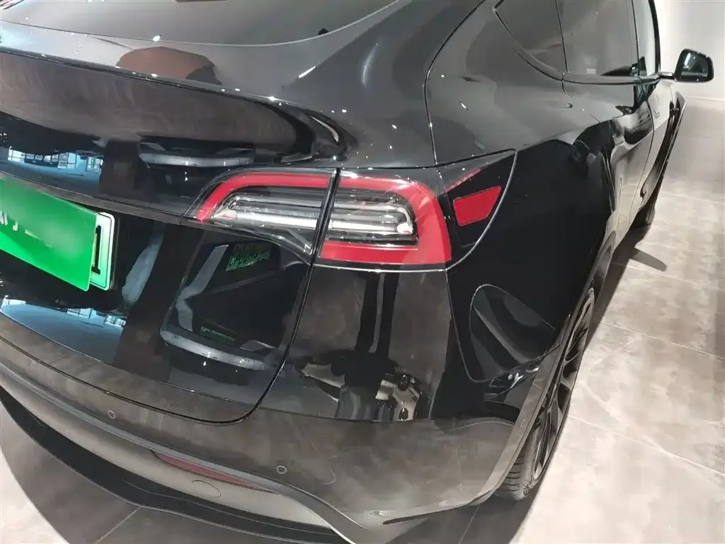Tesla Model Y 2022 из CN, фото 10