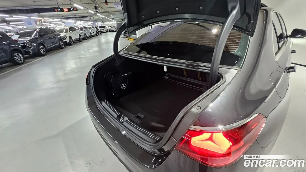 Mercedes-Benz E-Class 2025 из KR, фото 10
