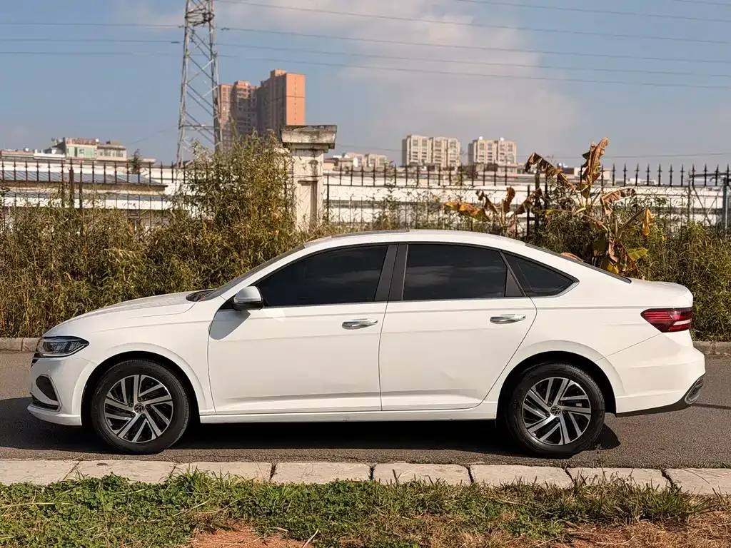 Volkswagen Lavida 2023 из CN, фото 5