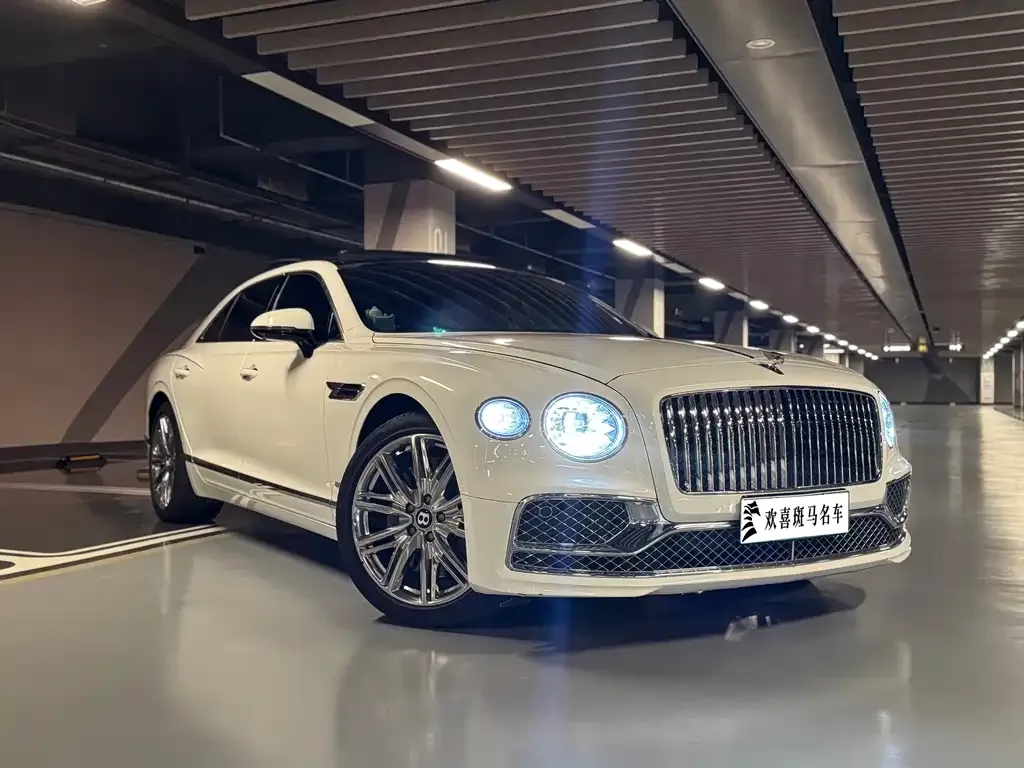 Bentley Flying Spur PHEV 2022 из CN, фото 1