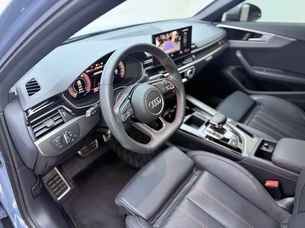 Audi A4L 2022 из CN, фото 7