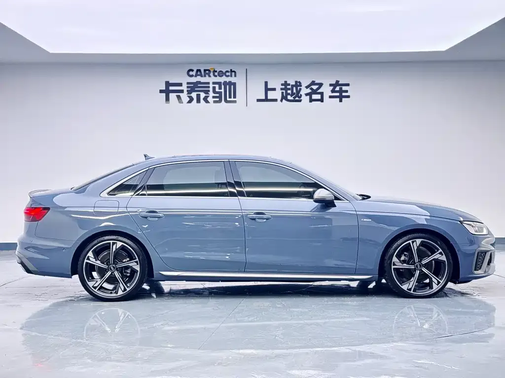 Audi A4L 2022 из CN, фото 6