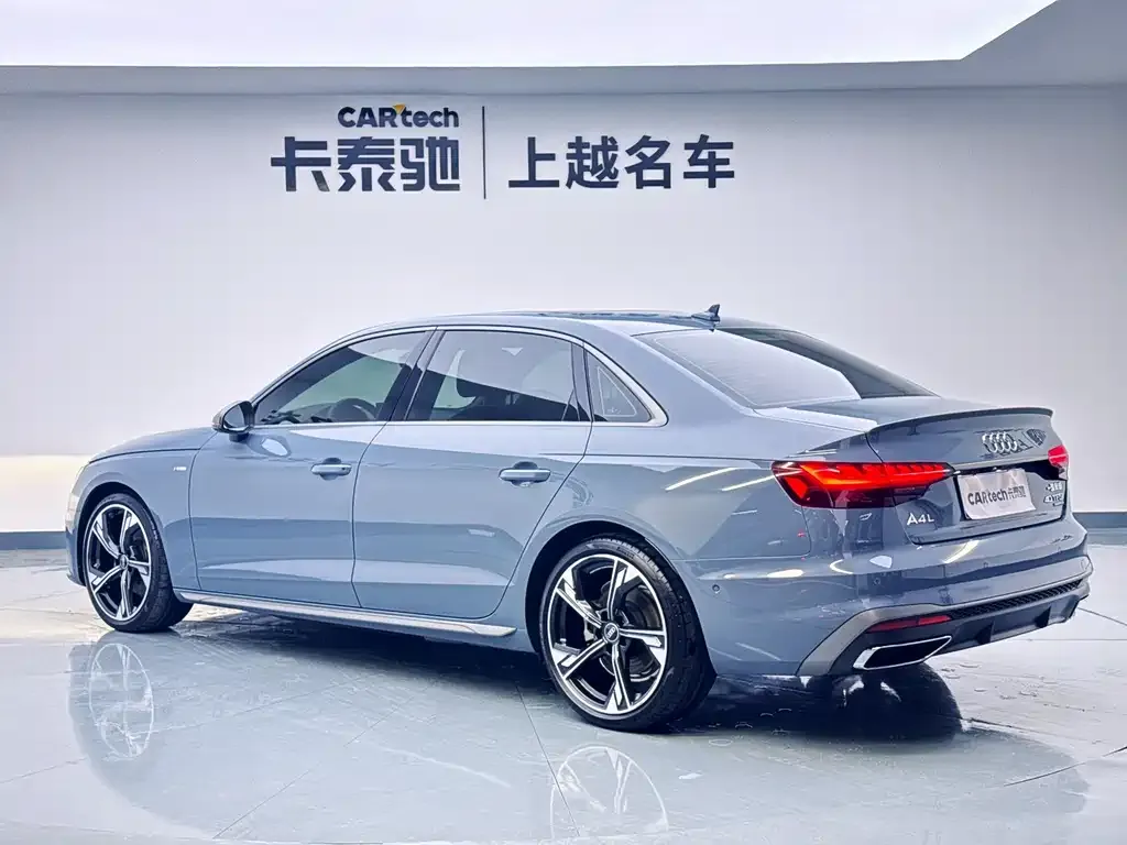 Audi A4L 2022 из CN, фото 9