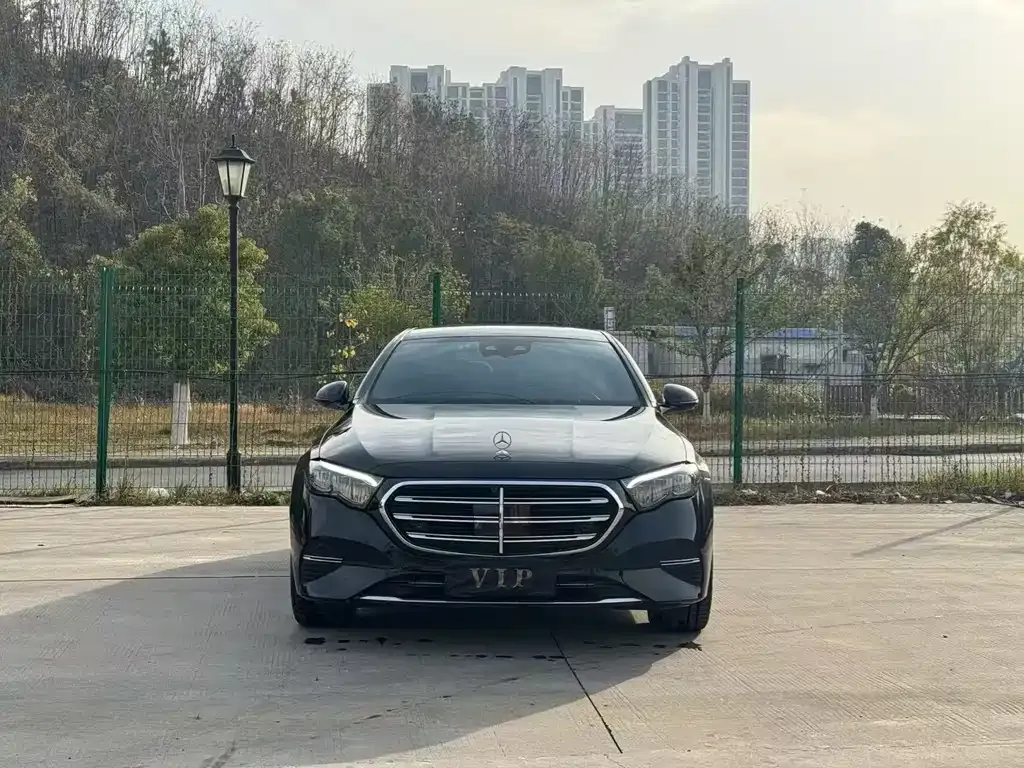Mercedes-Benz E-Class 2024 из CN, фото 4