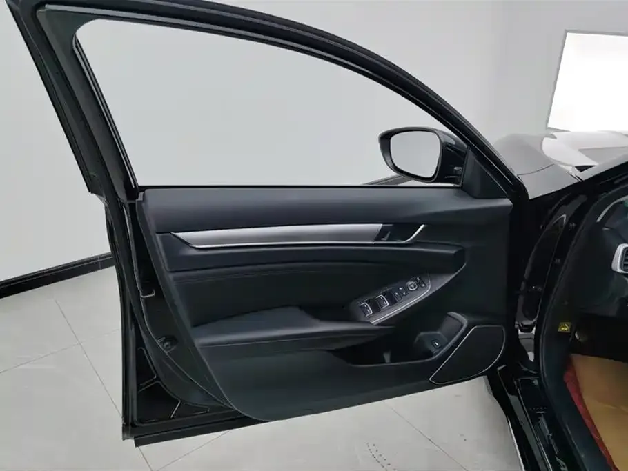 Honda Accord 2022 из CN, фото 6