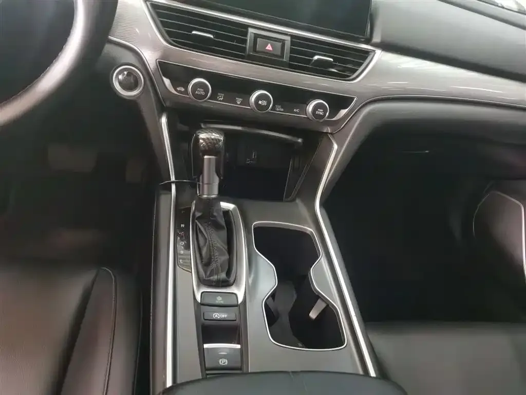 Honda Accord 2021 из CN, фото 6
