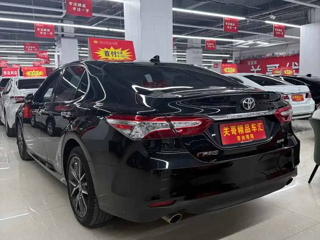 Toyota Camry 2021 из CN, фото 9