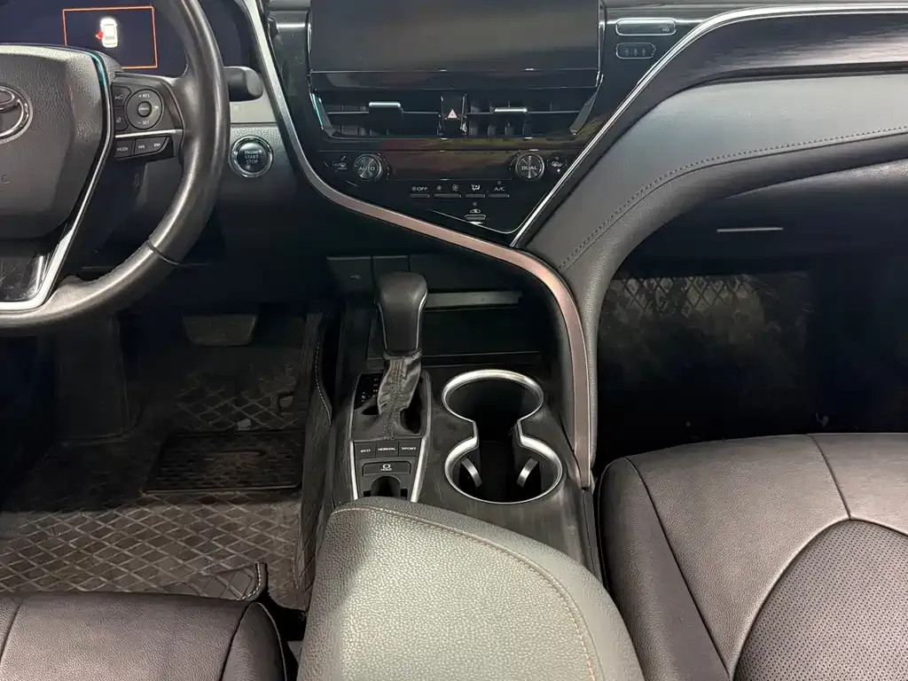 Toyota Camry 2021 из CN, фото 8