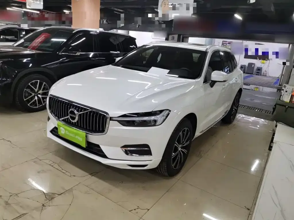 Volvo XC60 2021 из CN, фото 2