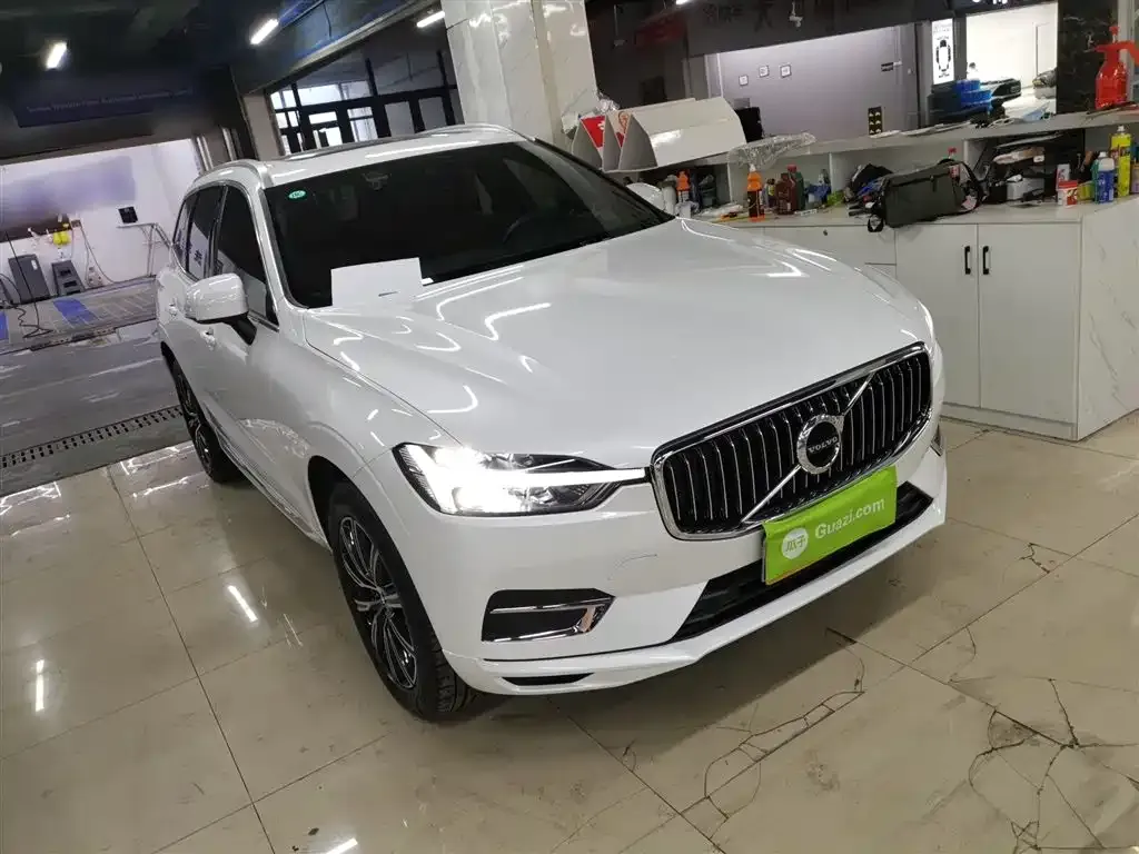 Volvo XC60 2021 из CN, фото 4