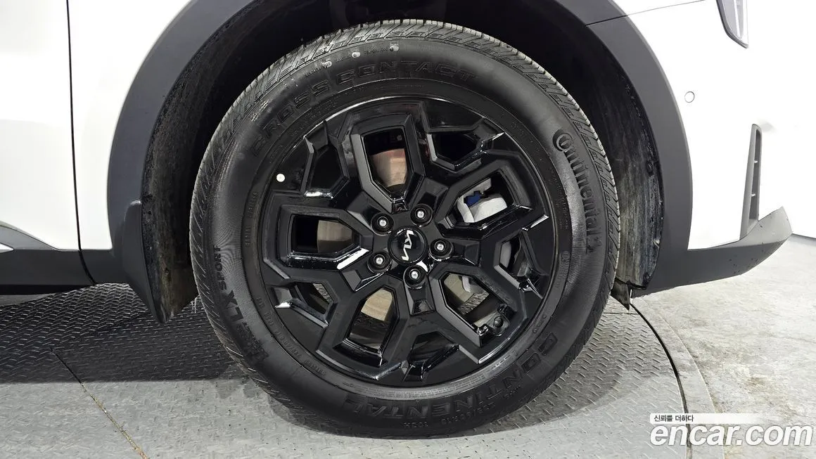 Kia Sorento — фото 3