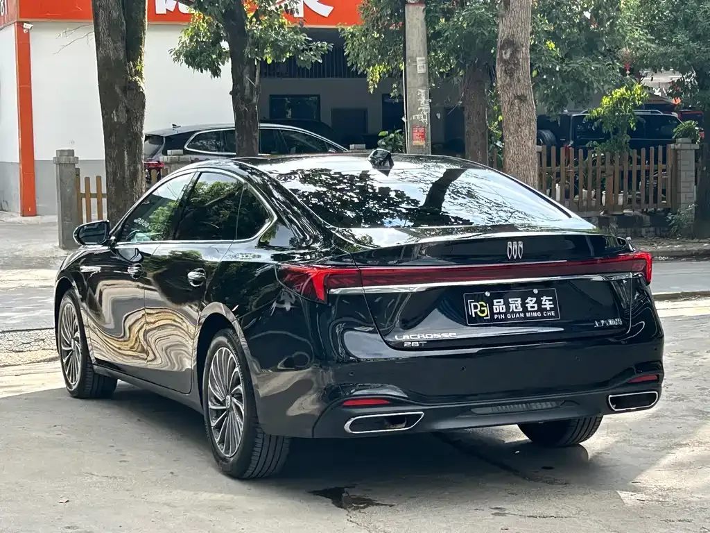Buick LaCrosse 2025 из CN, фото 2