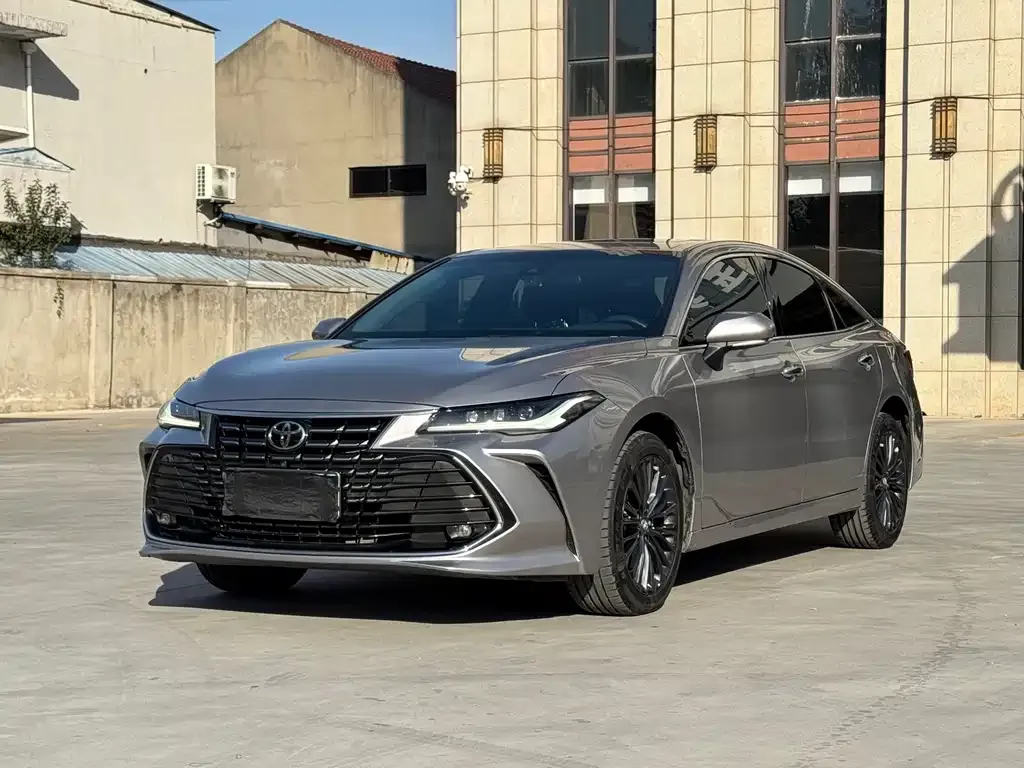 Toyota Avalon 2022 из CN, фото 1