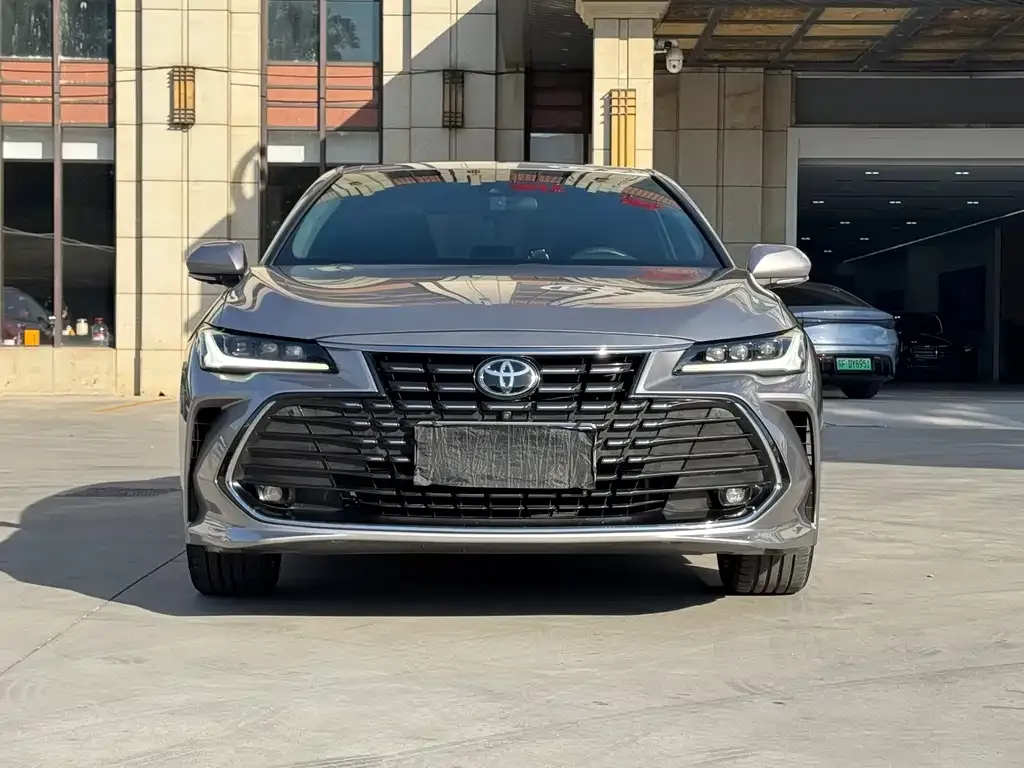 Toyota Avalon 2022 из CN, фото 3