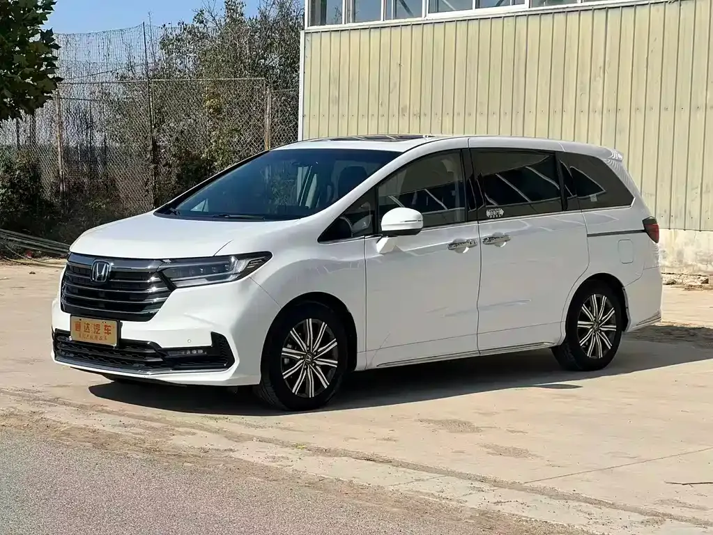 Honda Odyssey 2022 из CN, фото 1