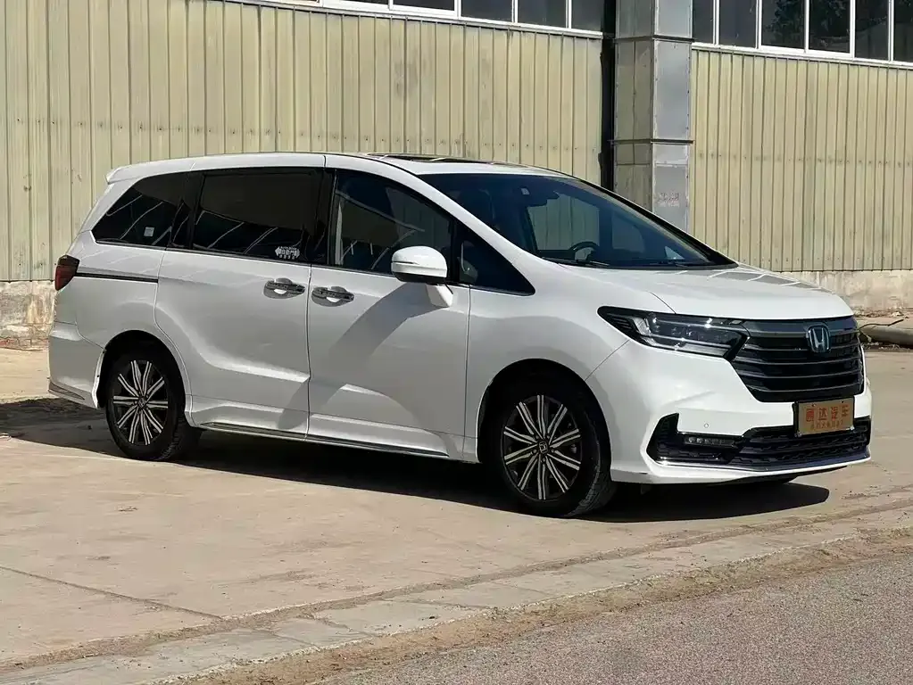 Honda Odyssey 2022 из CN, фото 2