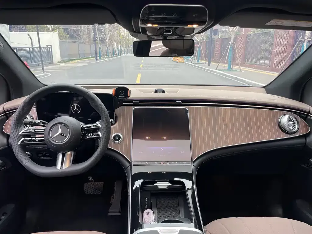 Mercedes-Benz EQE SUV 2024 из CN, фото 2