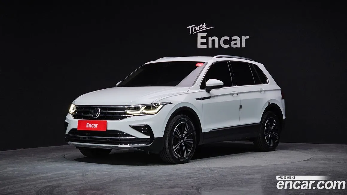 Volkswagen Tiguan — фото 1