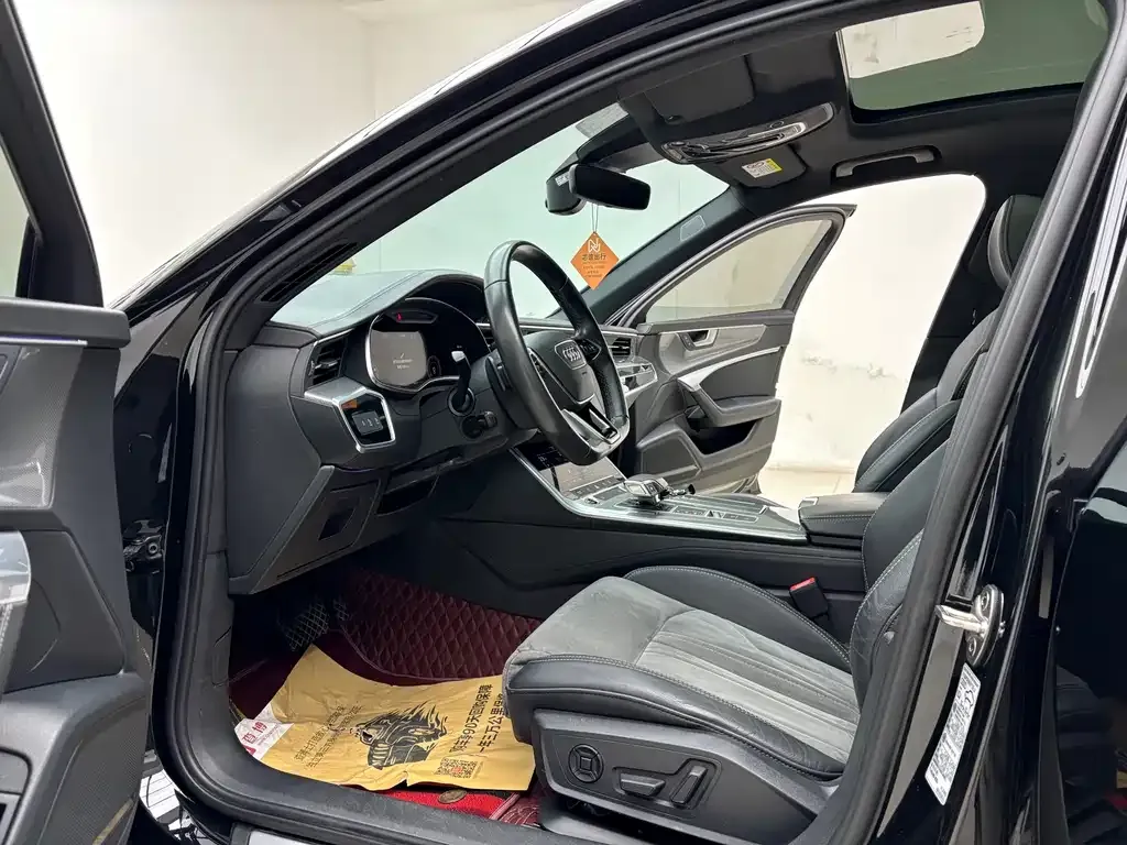 Audi A6L 2022 из CN, фото 4